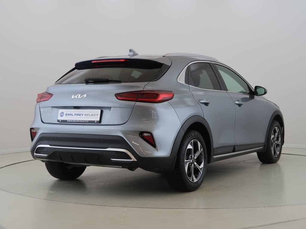 2023 Kia XCEED - 5