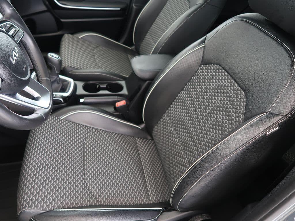 2023 Kia XCEED - 9