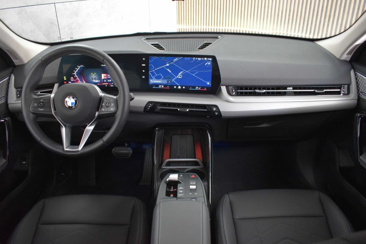 2025 BMW X2 - 8