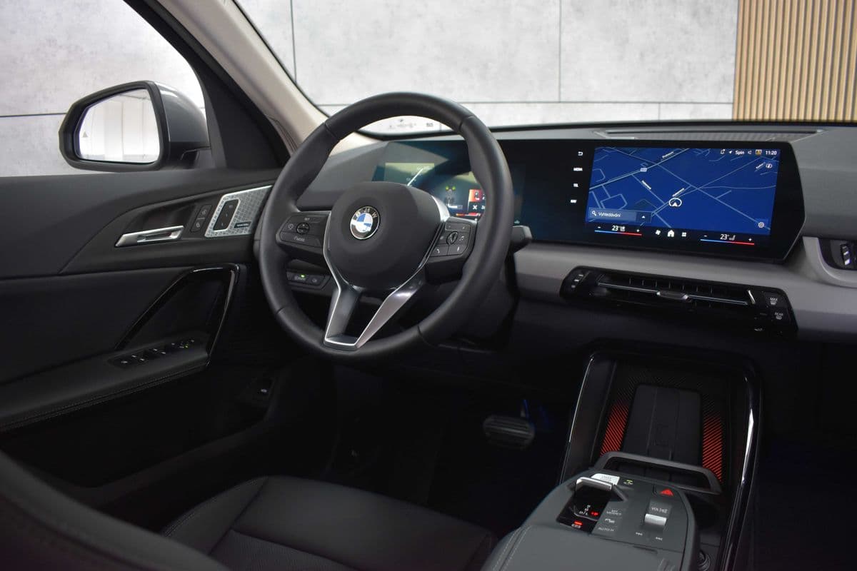 2025 BMW X2 - 9