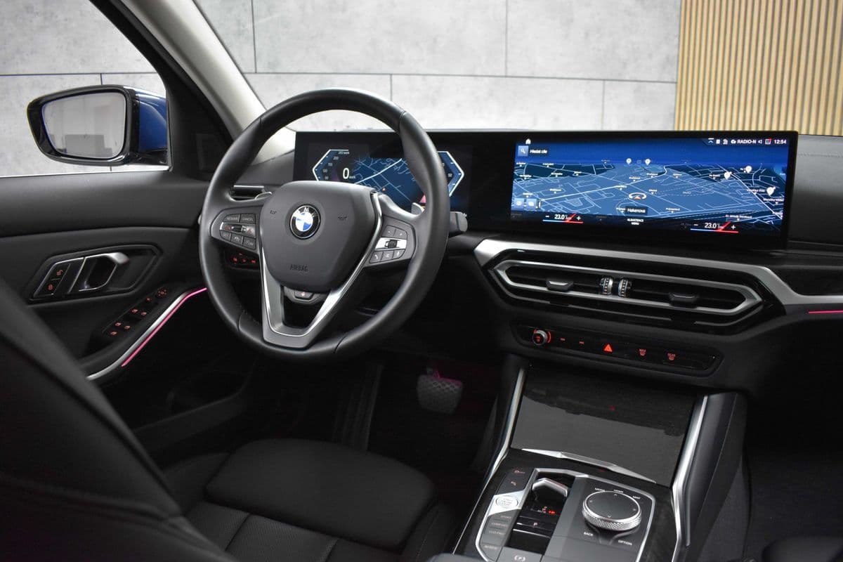 2023 BMW 3-SERIES - 8