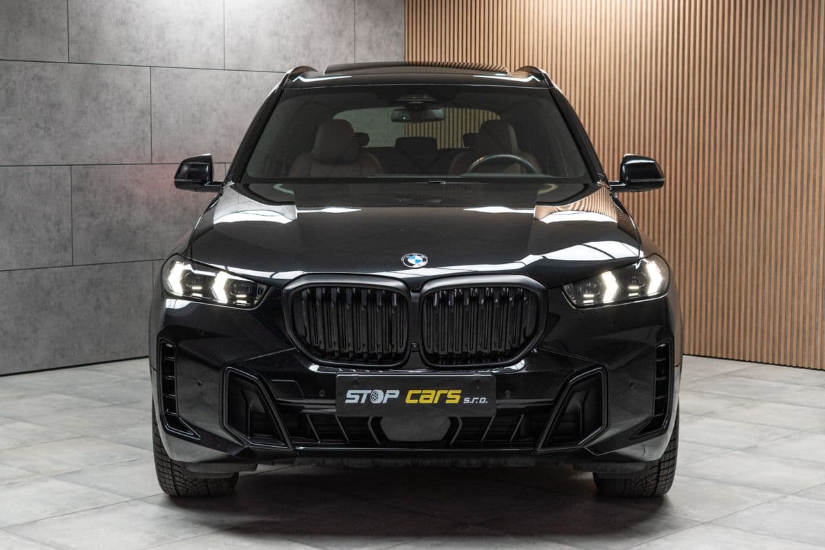 2024 BMW X5 - 2