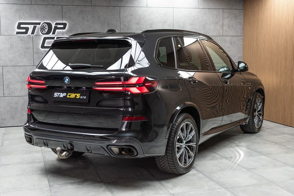 2024 BMW X5 - 7