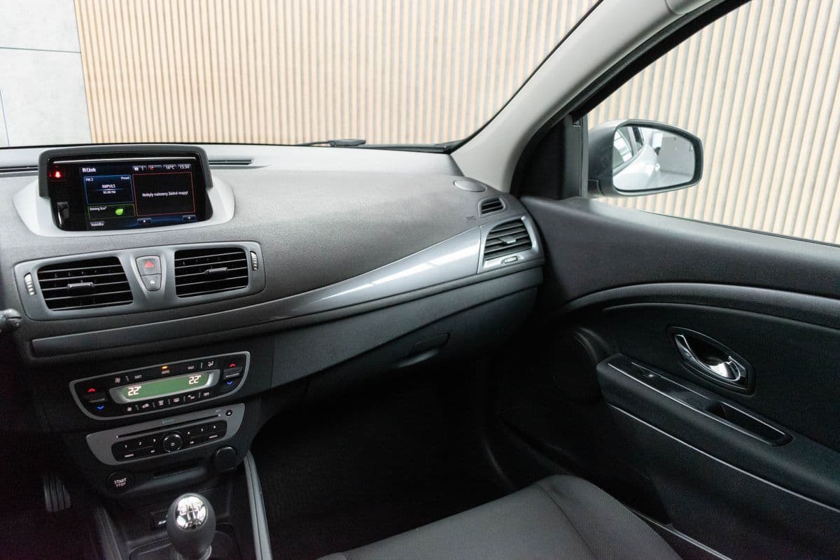 2015 Renault MEGANE - 10