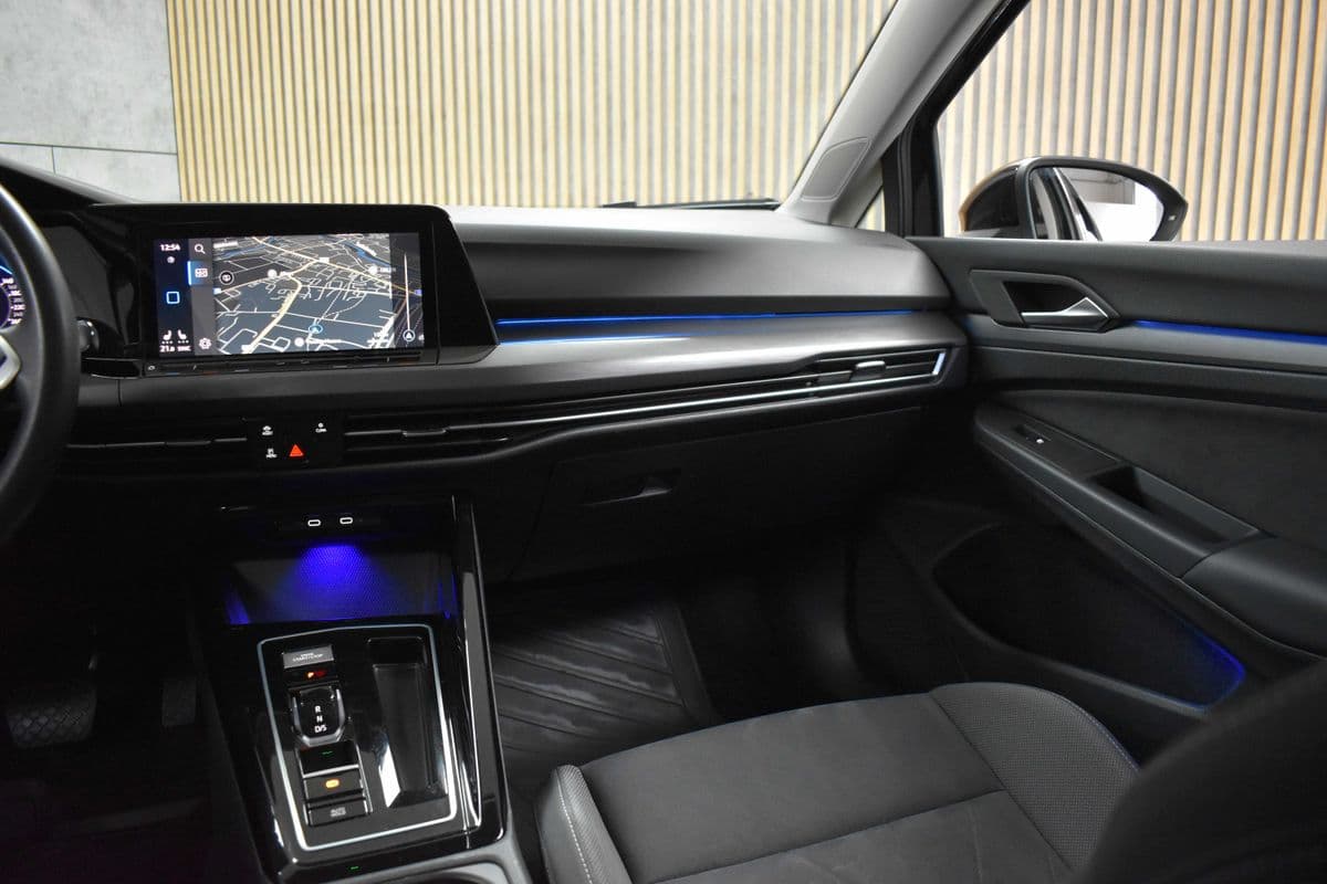 2023 Volkswagen GOLF - 10