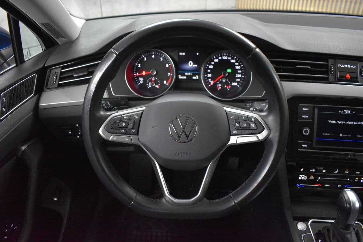 2022 Volkswagen PASSAT - 14