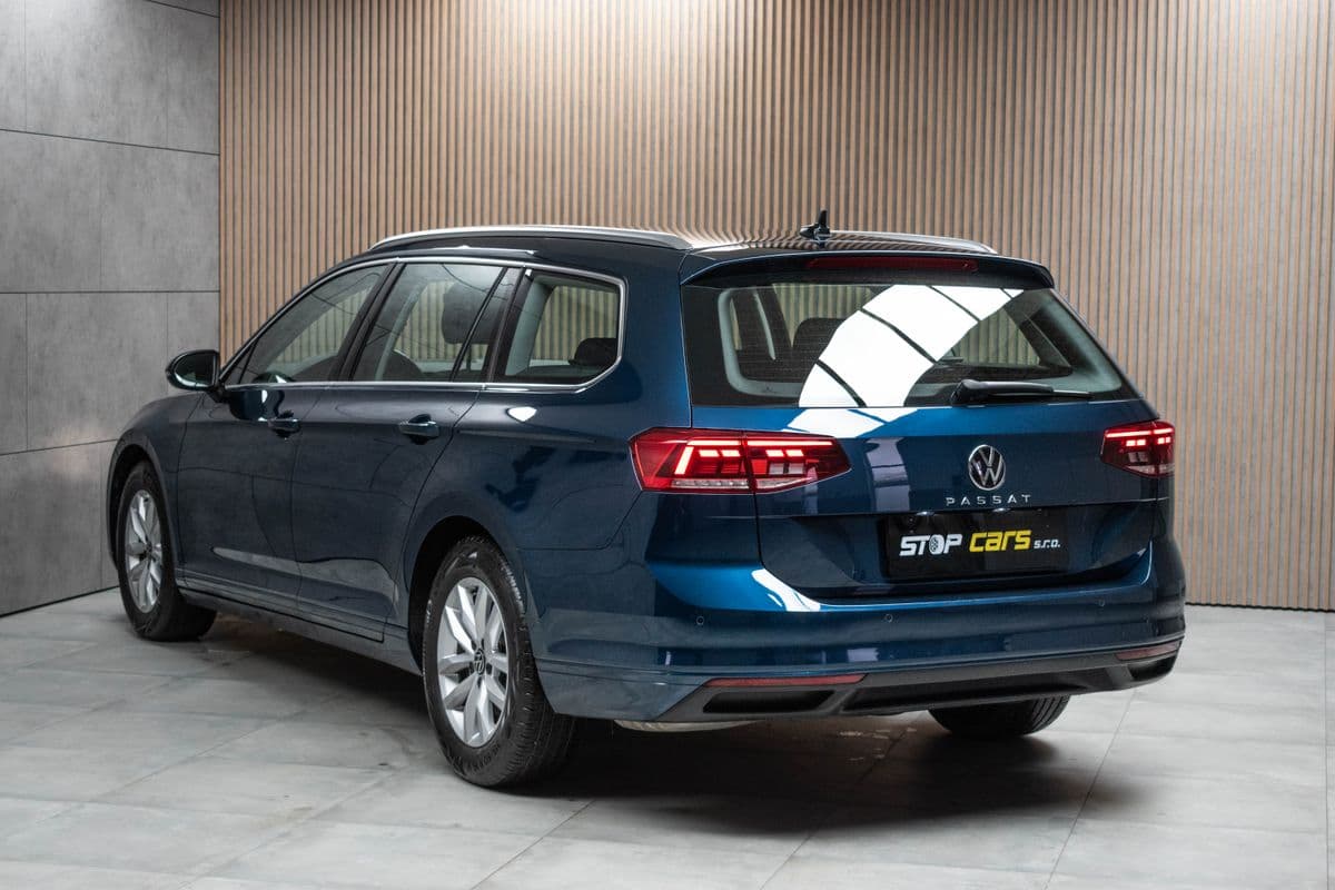 2022 Volkswagen PASSAT - 6