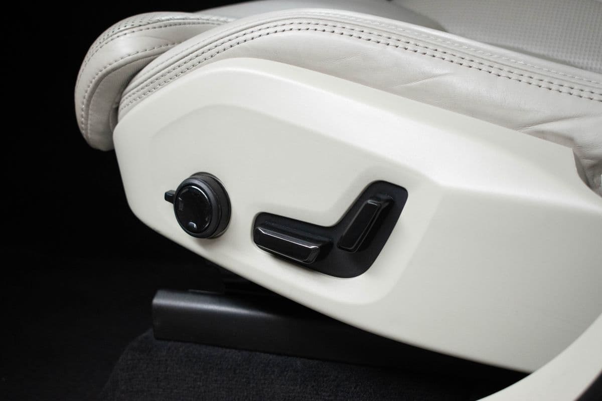 2019 Volvo XC60 - 17