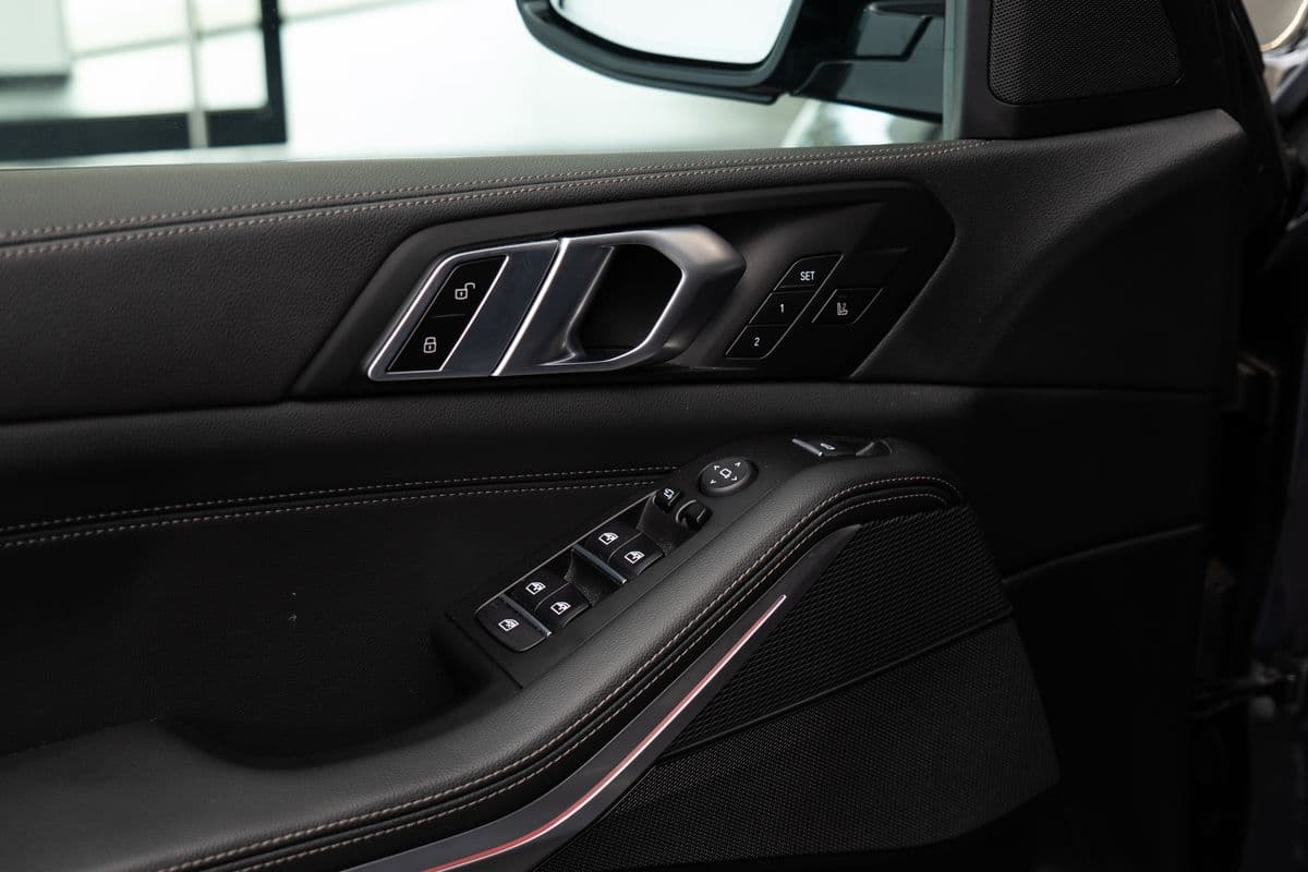 2023 BMW X5 - 12