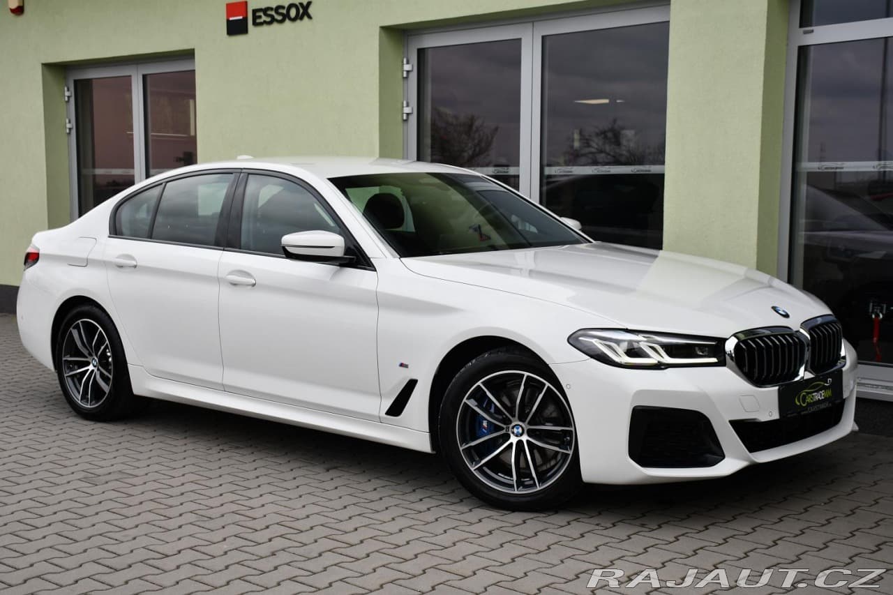 2021 BMW 5-SERIES - 3