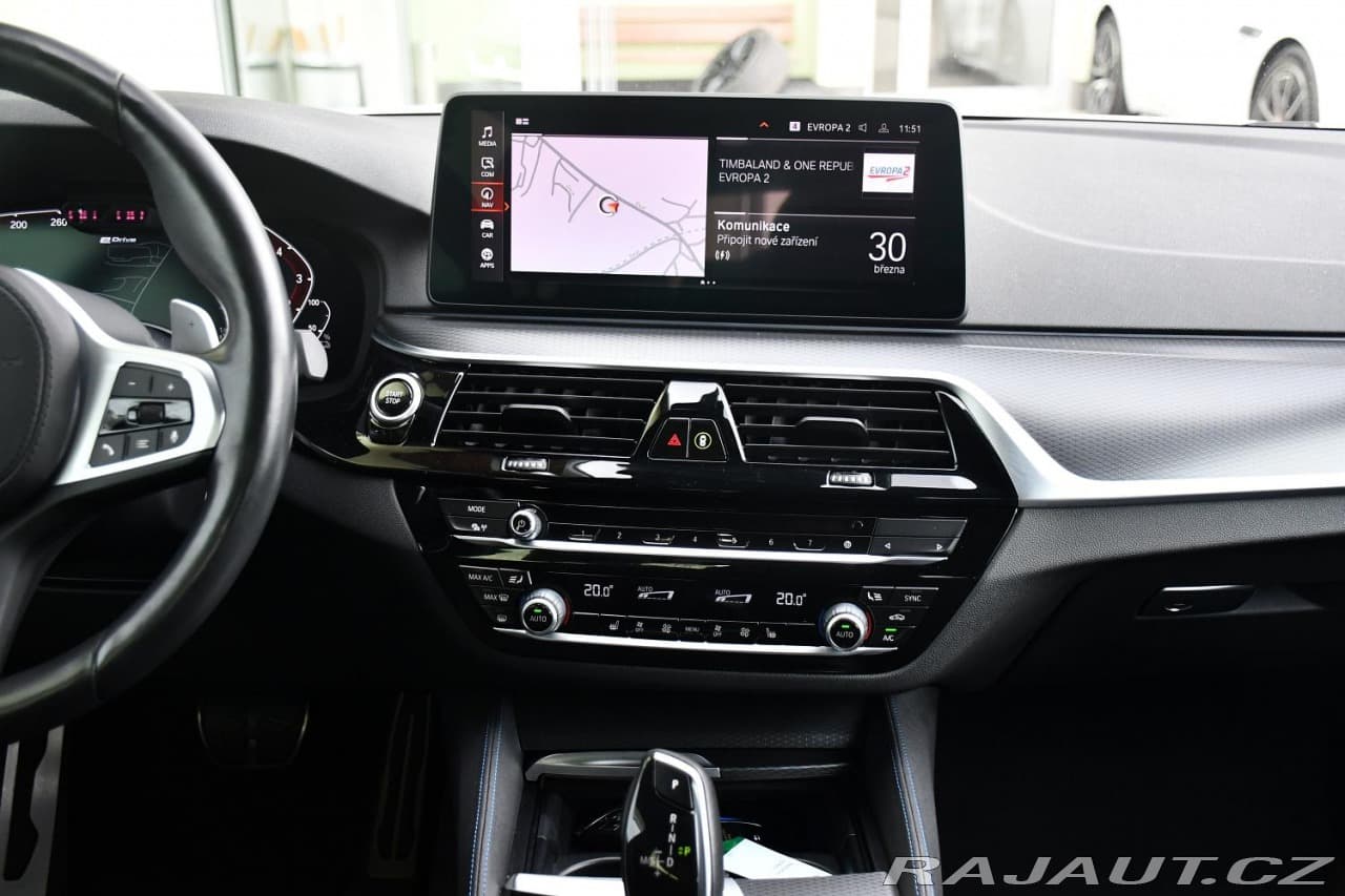 2021 BMW 5-SERIES - 8