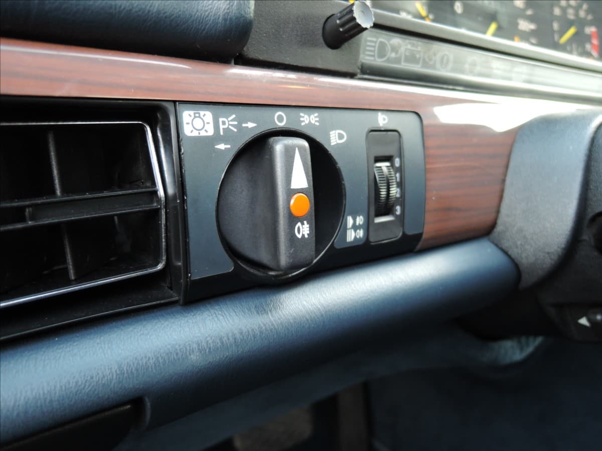 1986 Mercedes-Benz S-CLASS - 12