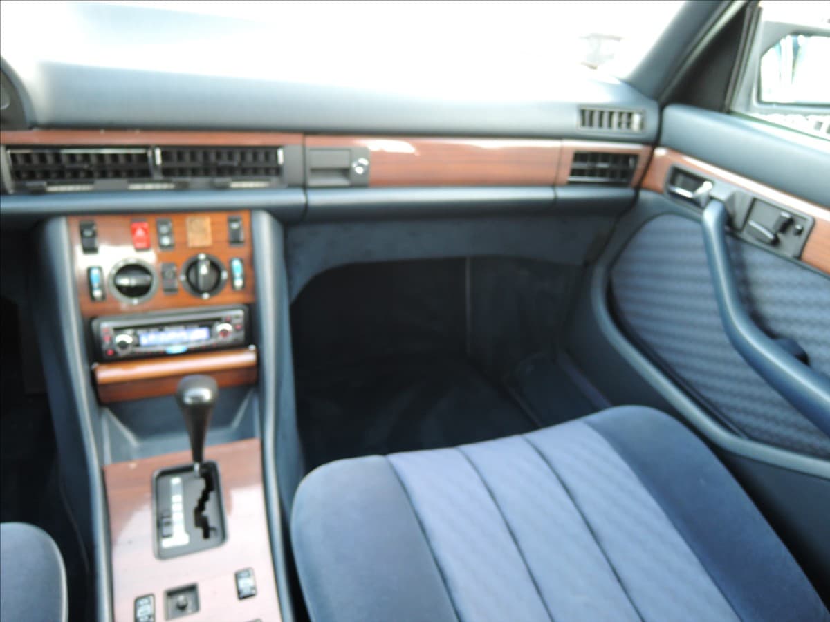 1986 Mercedes-Benz S-CLASS - 16