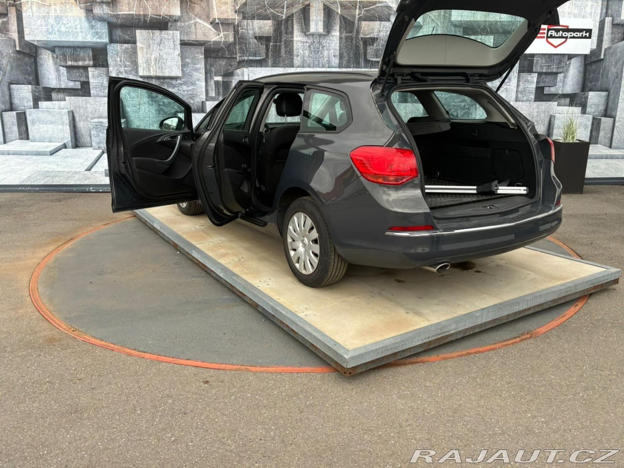 2013 Opel ASTRA - 9