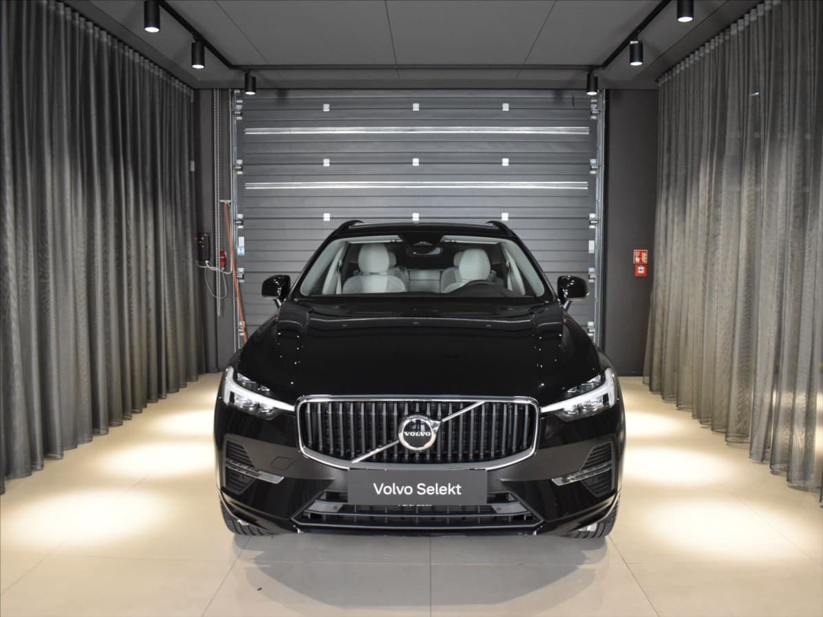 2025 Volvo XC60 - 7