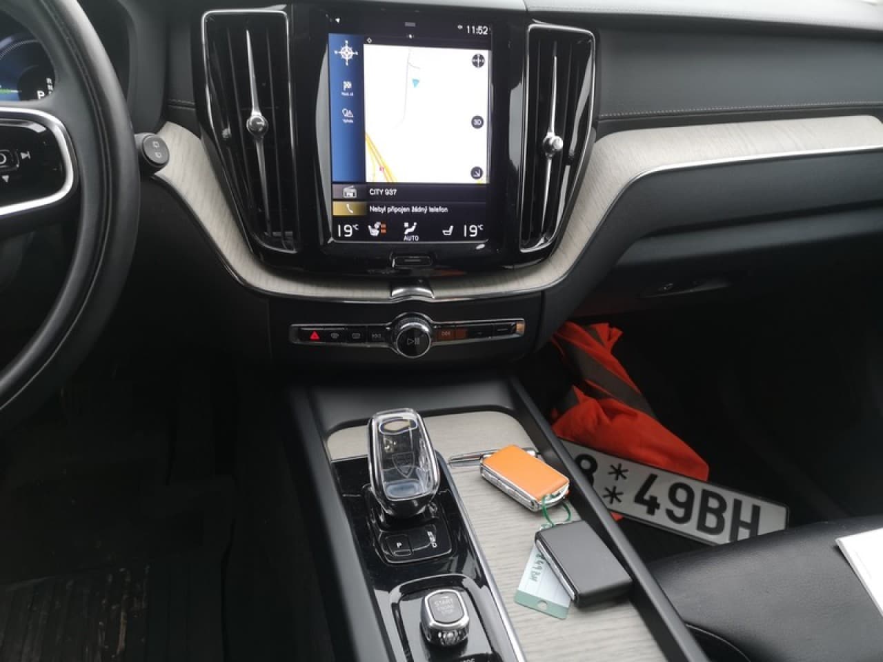 2020 Volvo XC60 - 5