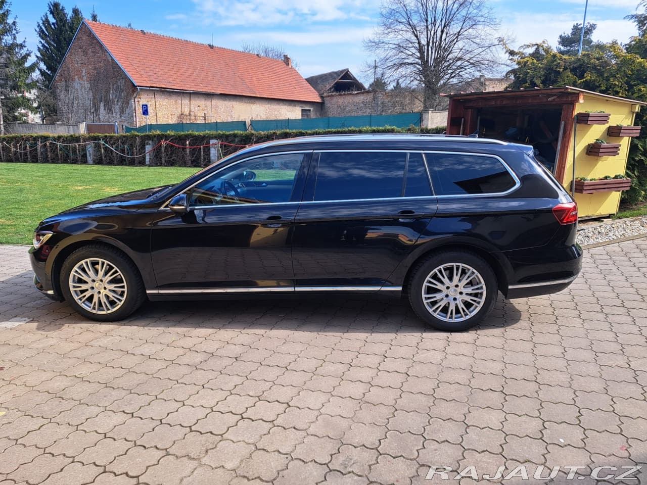 2017 Volkswagen PASSAT - 3