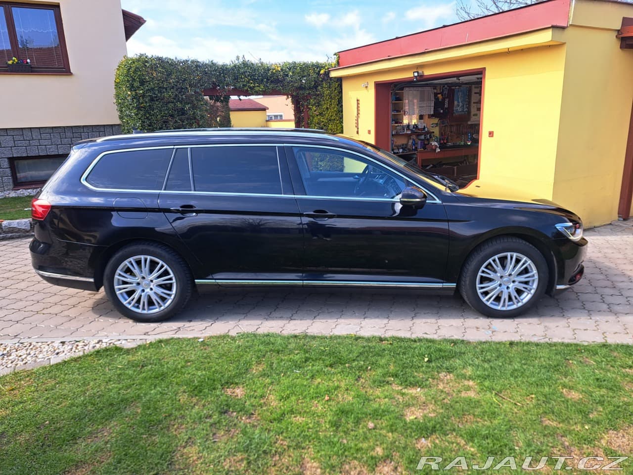 2017 Volkswagen PASSAT - 7