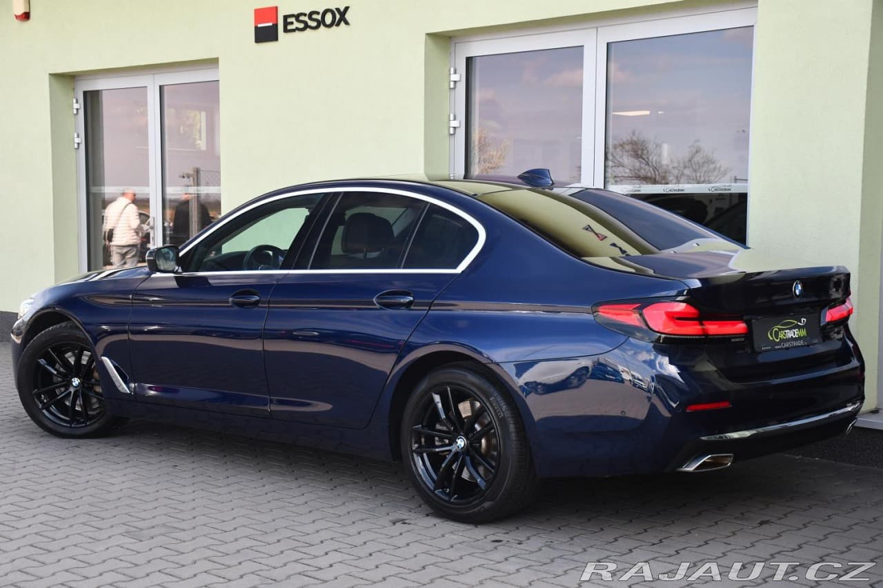 2022 BMW 5-SERIES - 3