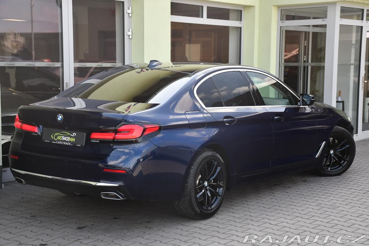 2022 BMW 5-SERIES - 4