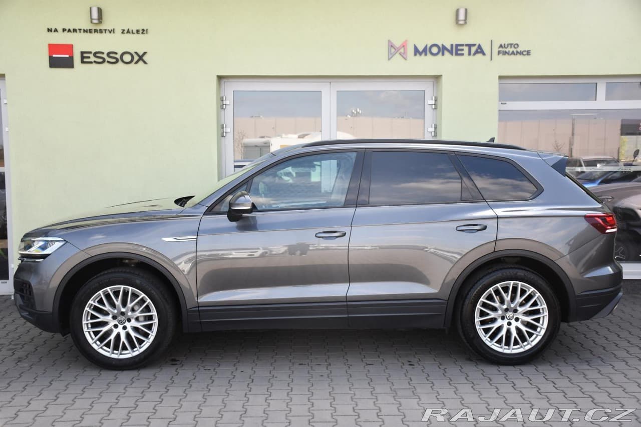 2020 Volkswagen TOUAREG - 11
