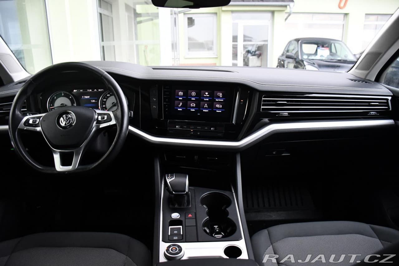 2020 Volkswagen TOUAREG - 5