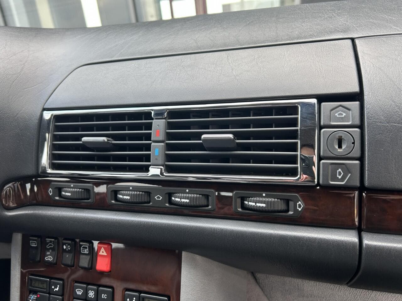 1995 Mercedes-Benz S-CLASS - 19