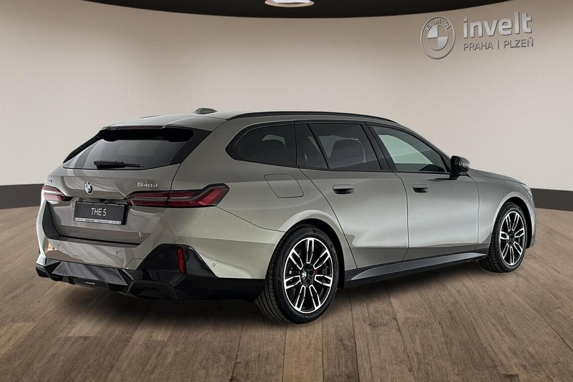 2026 BMW 5-SERIES - 3