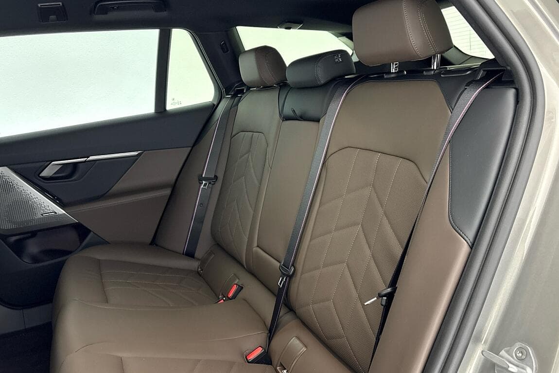 2026 BMW 5-SERIES - 8