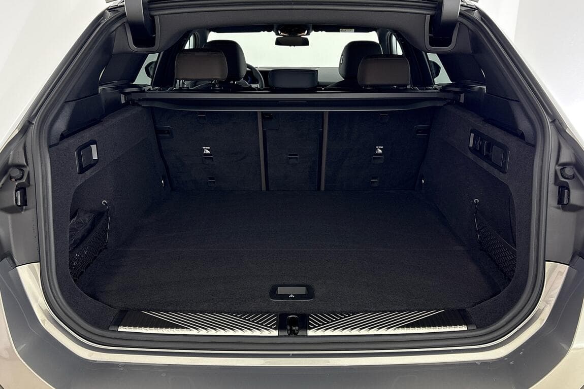 2026 BMW 5-SERIES - 9