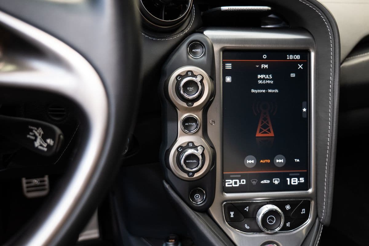 2017 McLaren 720S - 10