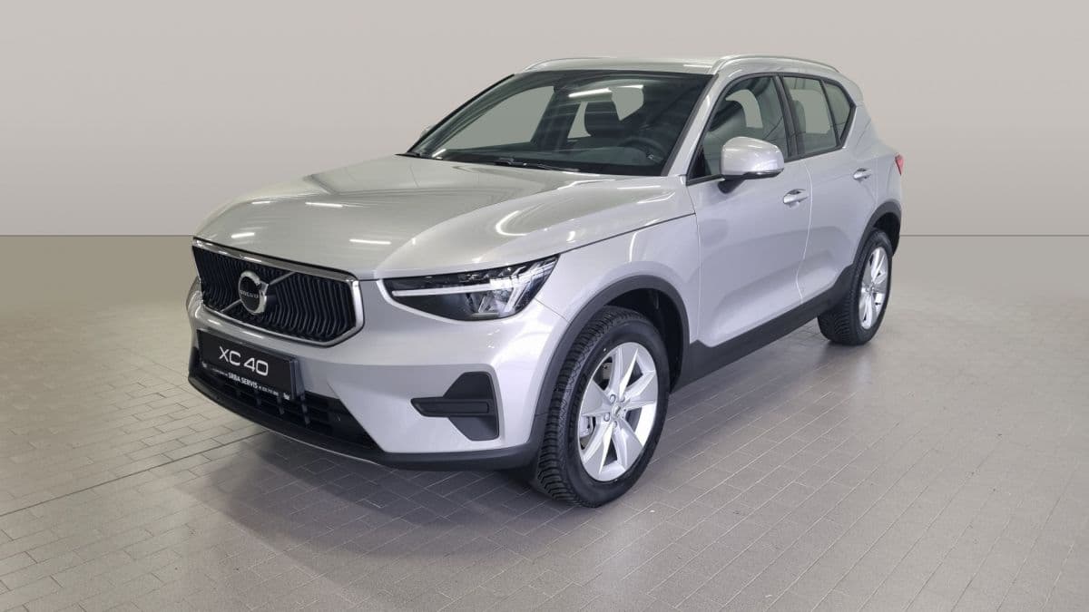 2026 Volvo XC40