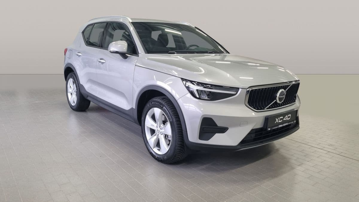 2026 Volvo XC40 - 6