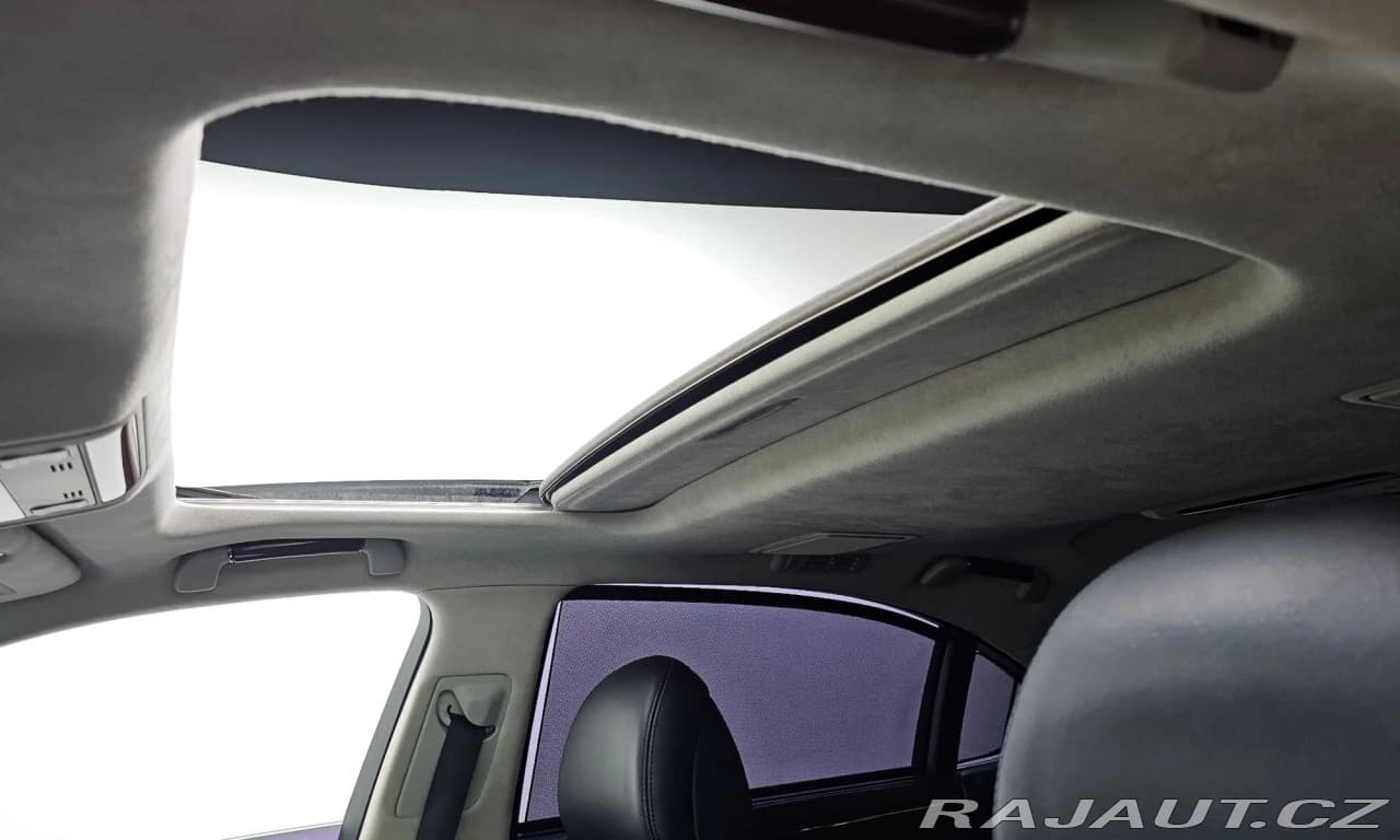 2012 Lexus LS - 19
