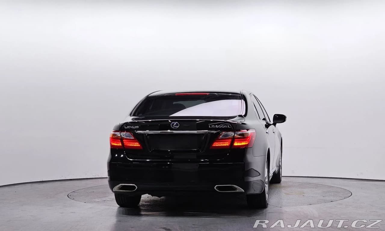 2012 Lexus LS - 4