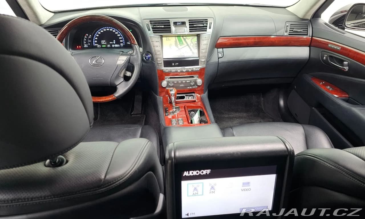 2012 Lexus LS - 7