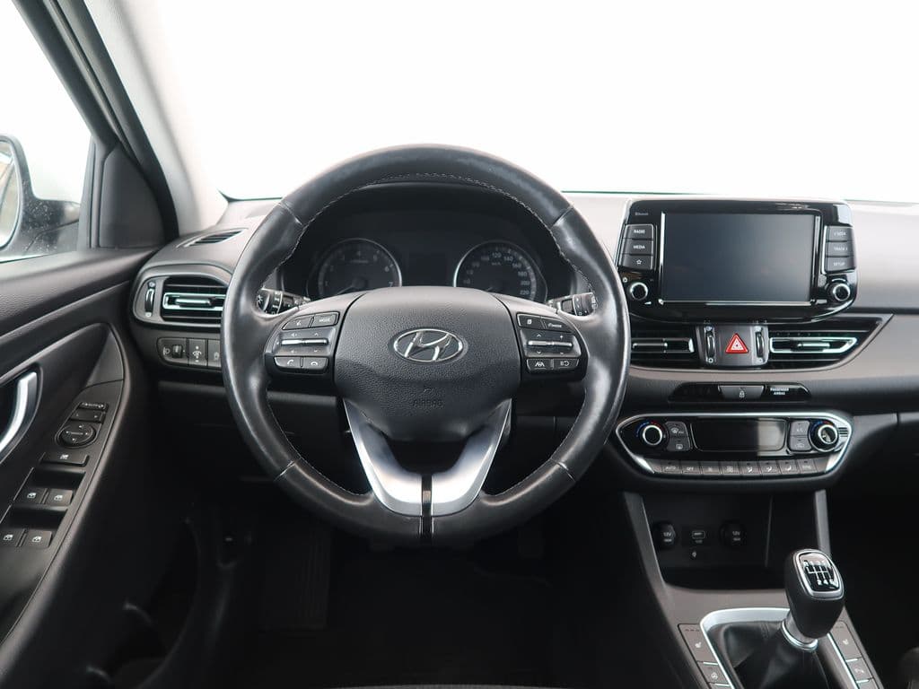 2022 Hyundai i30 - 16