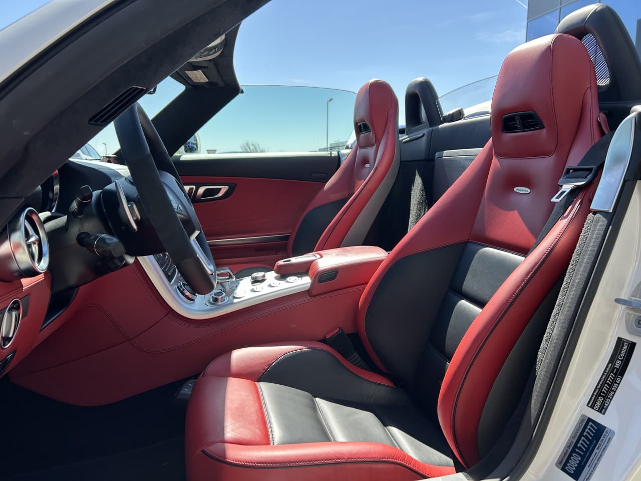 2012 Mercedes-Benz SLS - 18