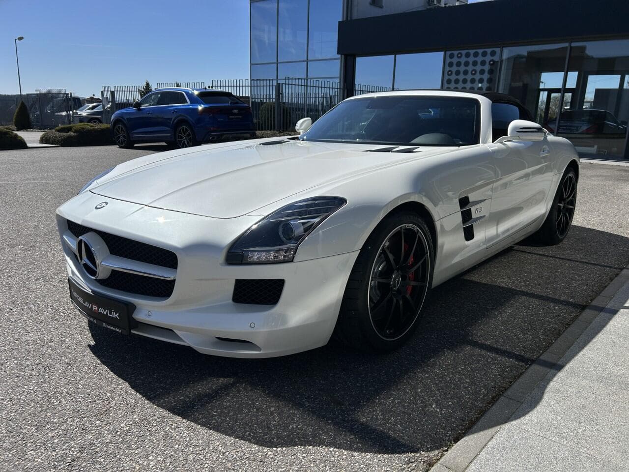 2012 Mercedes-Benz SLS - 3
