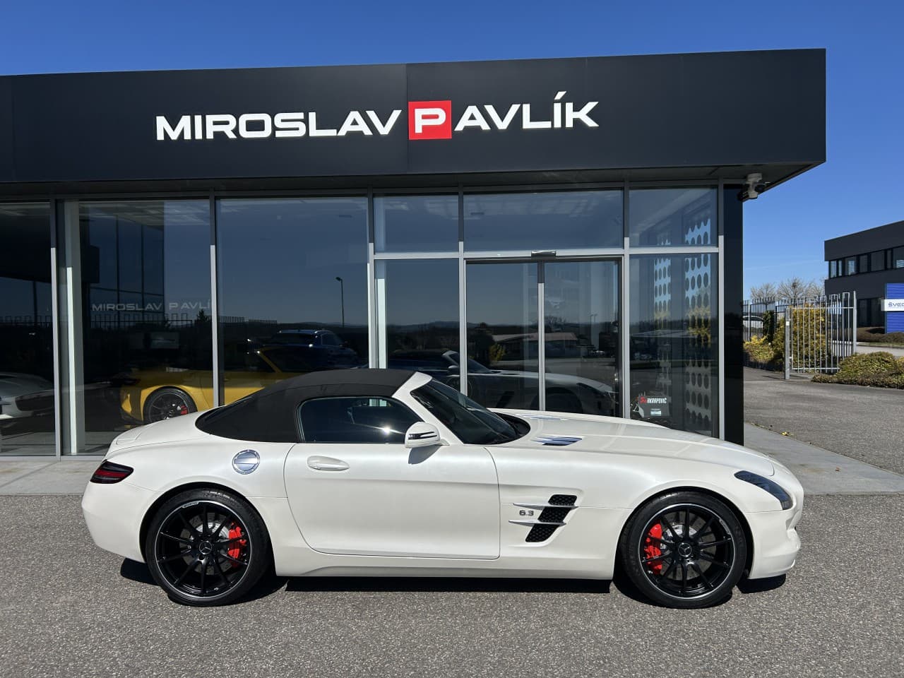 2012 Mercedes-Benz SLS - 5