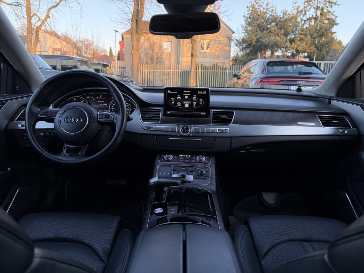 2015 Audi A8 - 11
