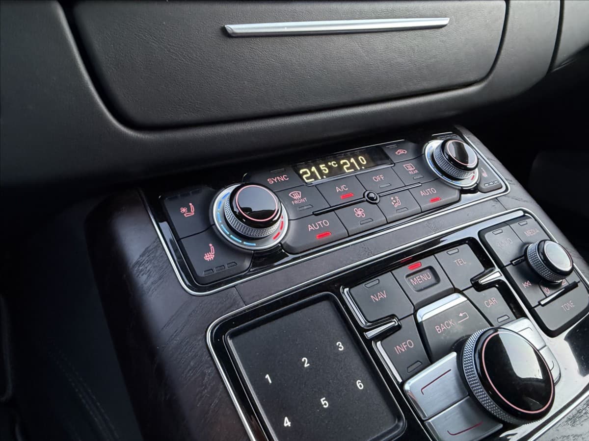 2015 Audi A8 - 19