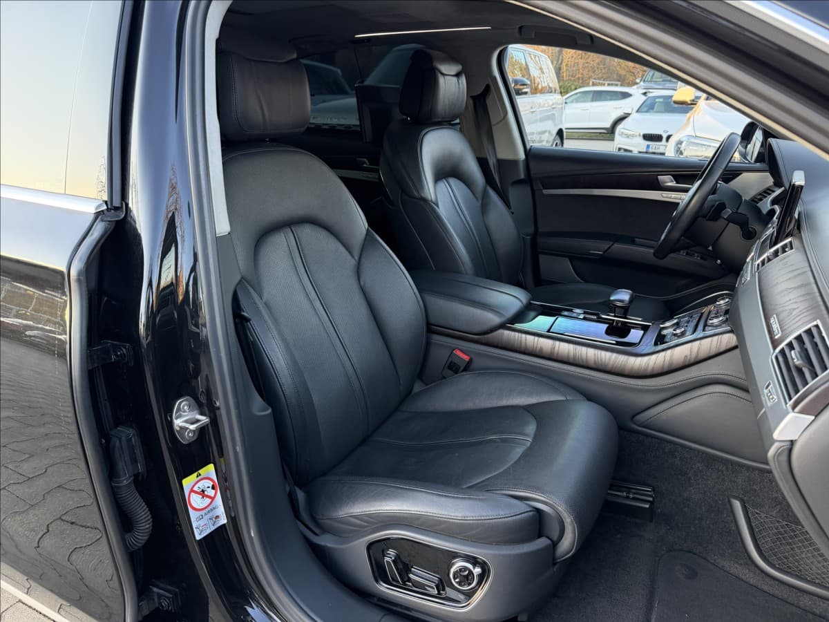 2015 Audi A8 - 9