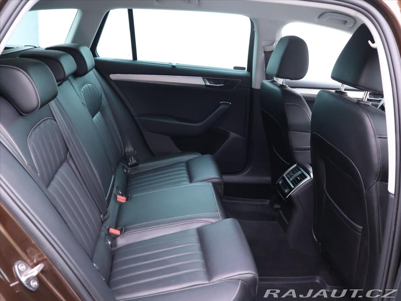 2021 Škoda SUPERB - 12
