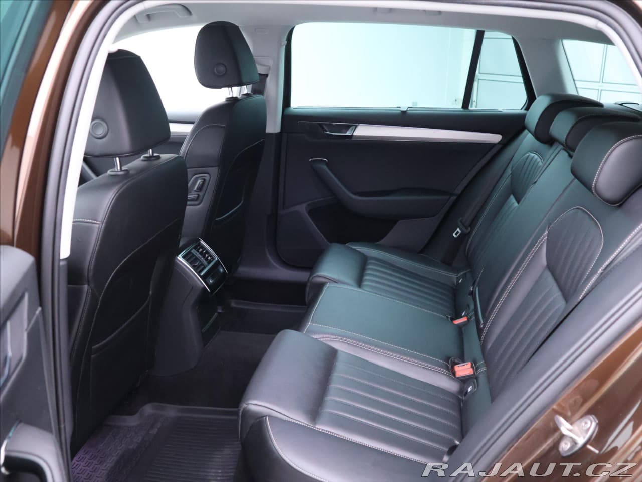 2021 Škoda SUPERB - 13