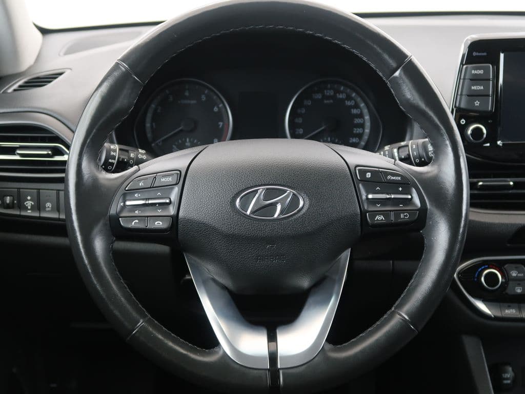 2022 Hyundai i30 - 14