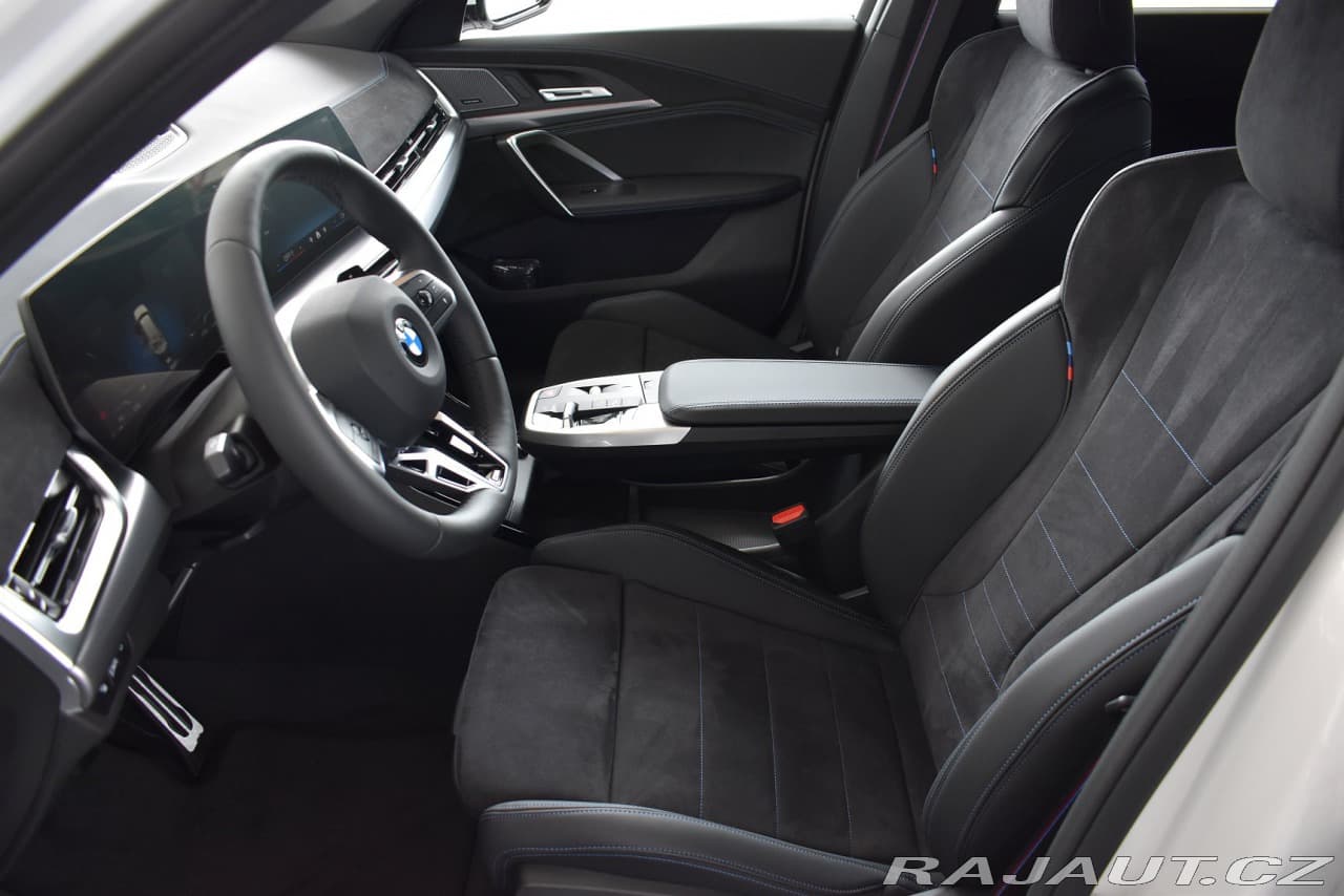2025 BMW X1 - 9