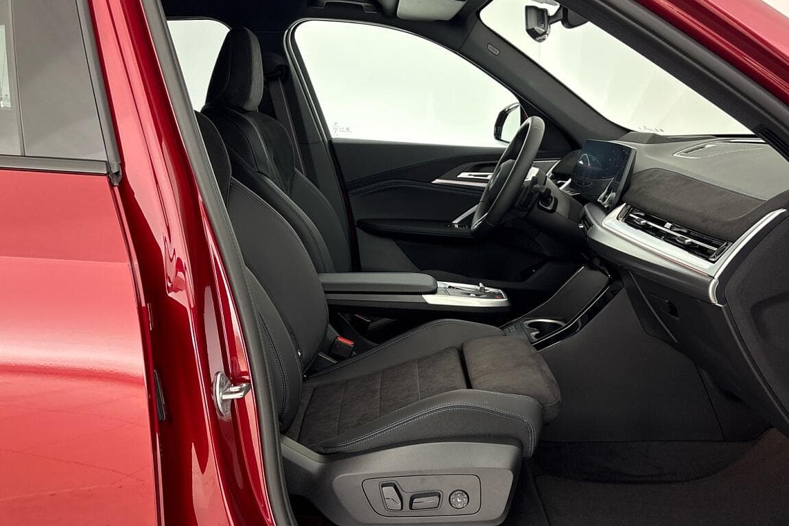 2026 BMW X1 - 12