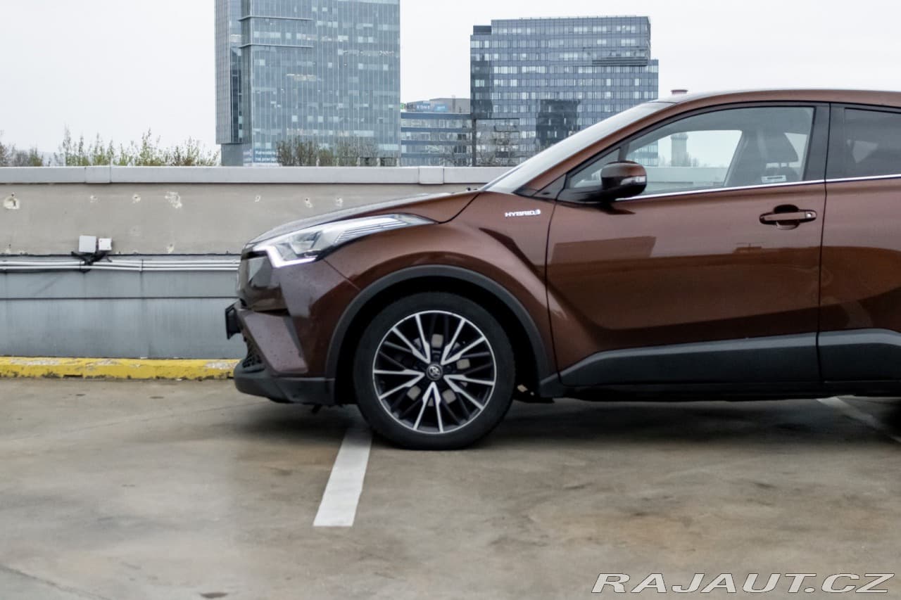 2017 Toyota C-HR - 6