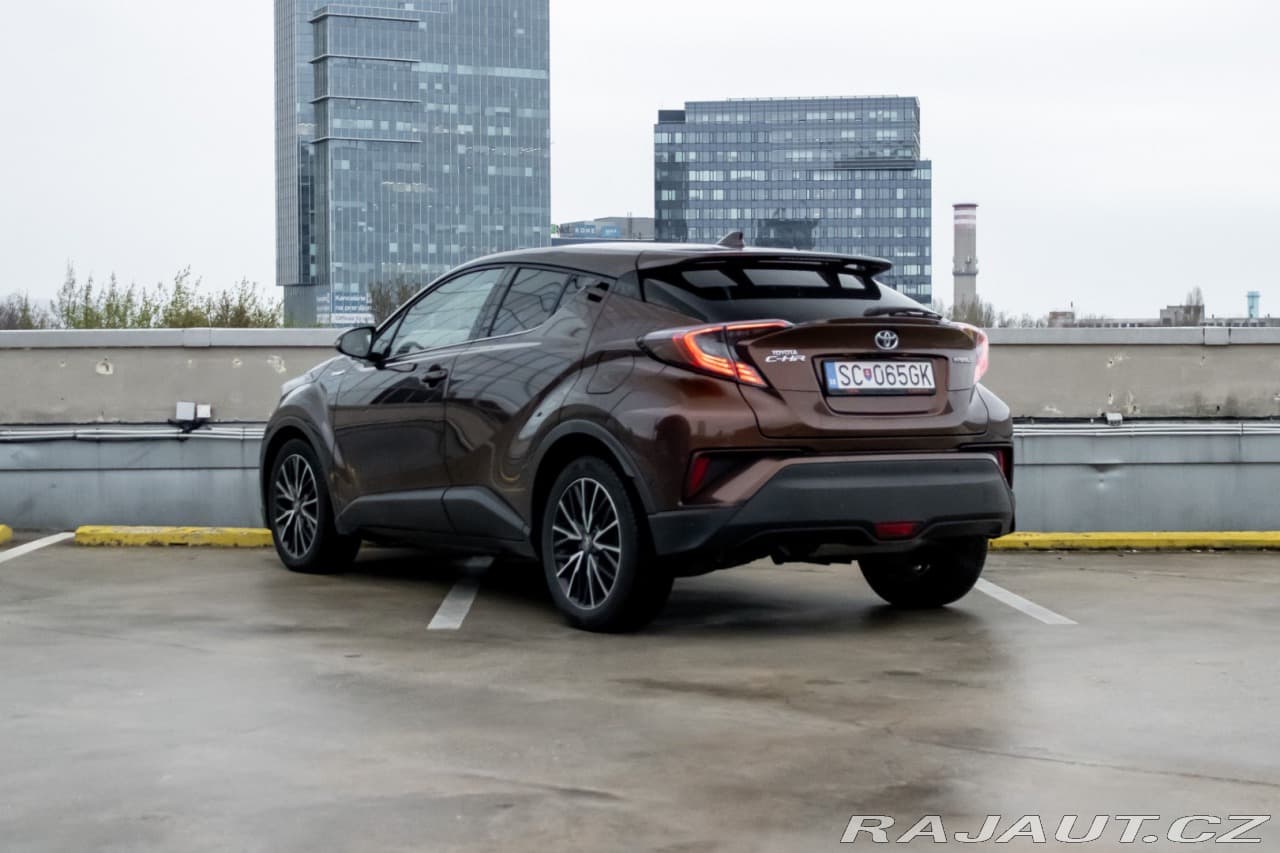 2017 Toyota C-HR - 8